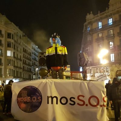 MosSOS es manifestava ahir a Barcelona