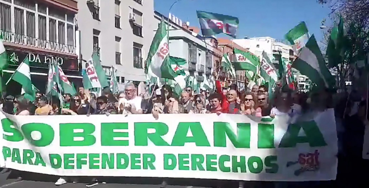 Milers de persones es manifesten a Andalusia per demanar més sobirania