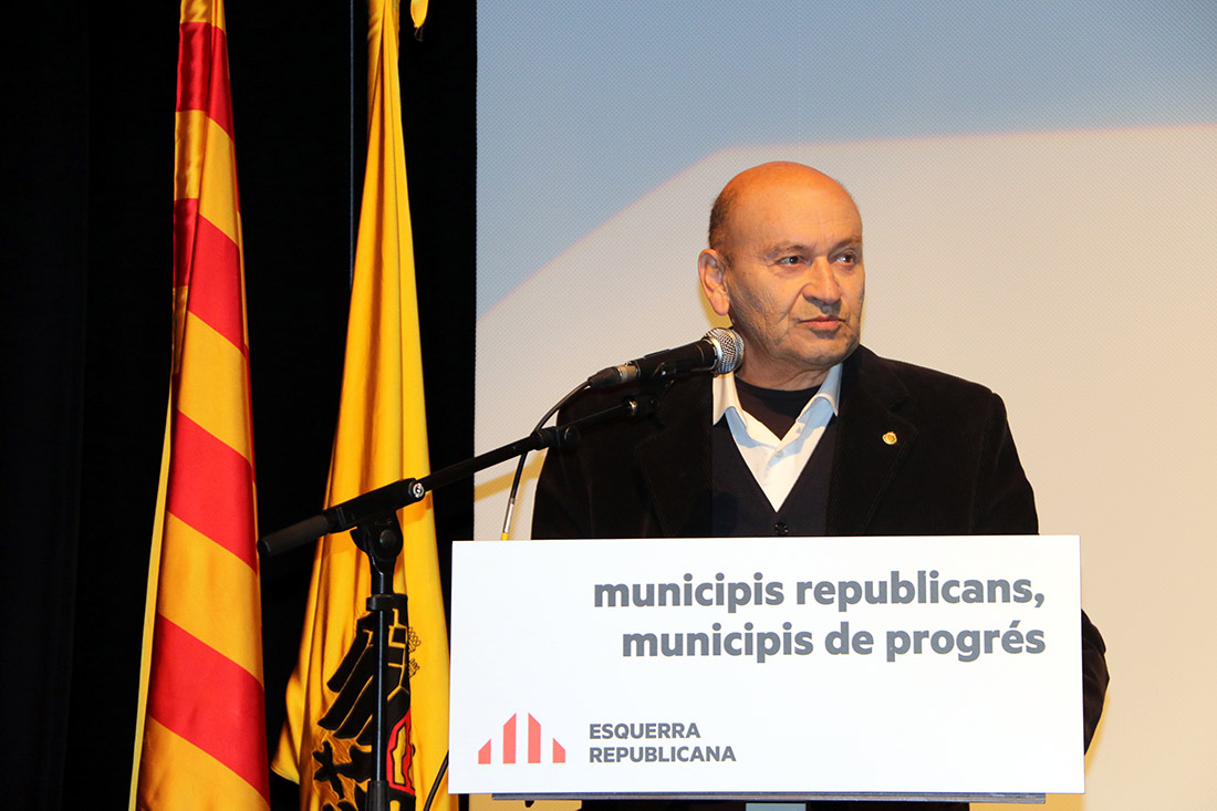 L'alcalde de la Torre de Capdella, Josep Maria Dalmau, presentant la candidatura per les municipals amb ERC