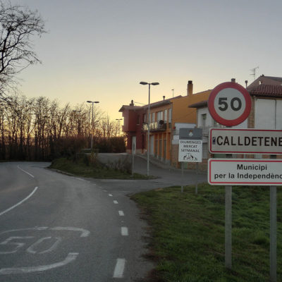 Entrada al municipi de Calldetenes