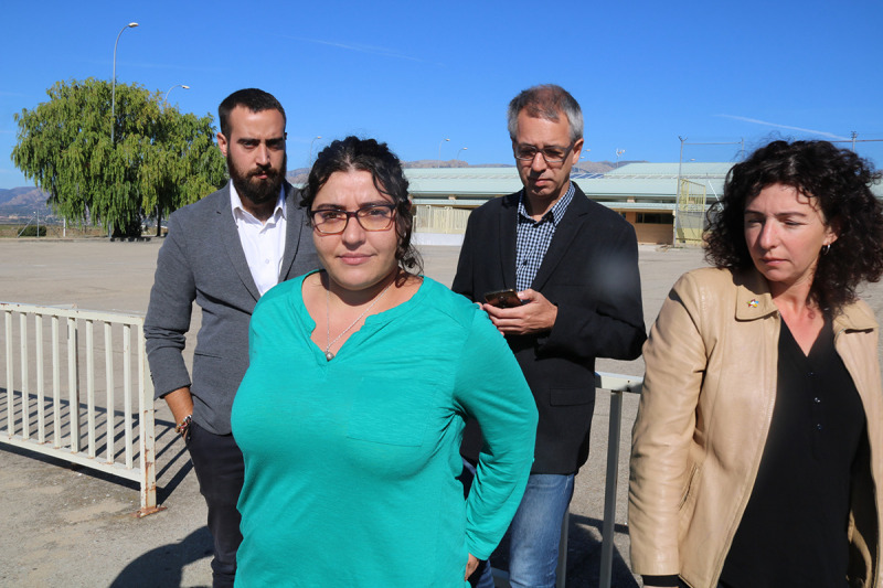 Els advocats dels CDR empresonats, Eva Pous, Jordi Busquets, Montse Vinyets, i David Aranda, a les portes de Soto del Real