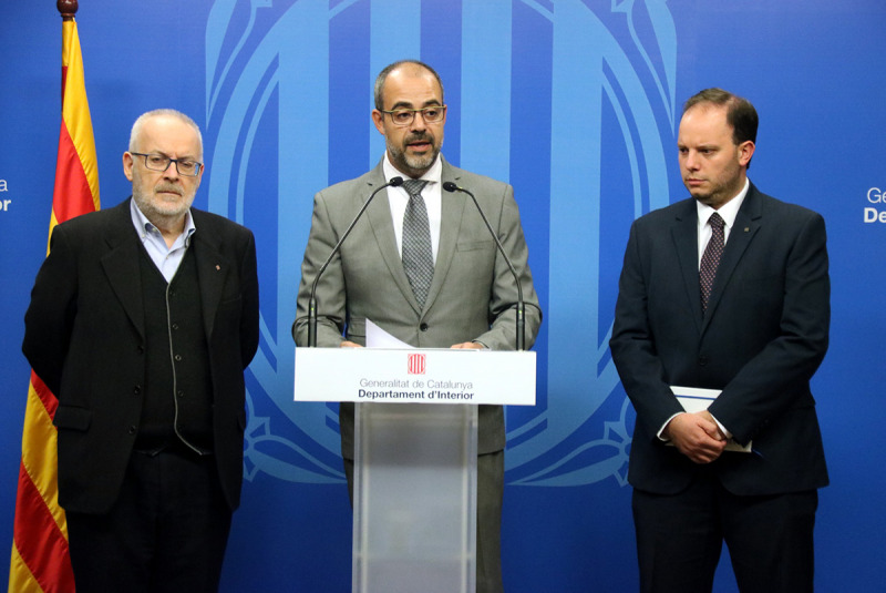 El conseller d'Interior, Miquel Buch, durant una roda de premsa a la seu del departament el 12 de novembre del 2019