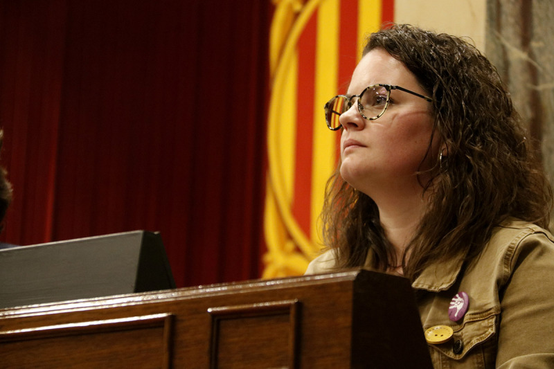 La secretària quarta de la Mesa, Rut Ribas, al seu nou lloc dins de l'hemicicle