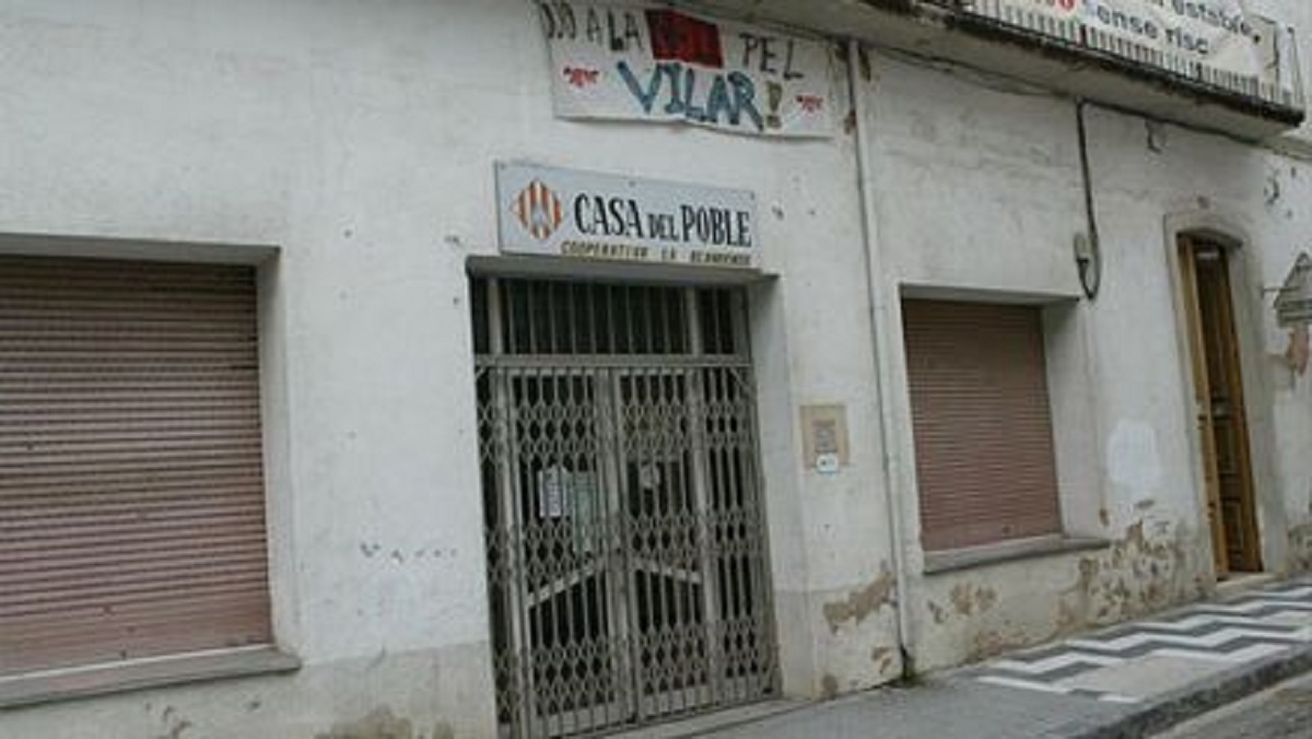 Edifici de La Cooperativa La Blandense, propietat de la Casa del Poble, robat pel franquisme