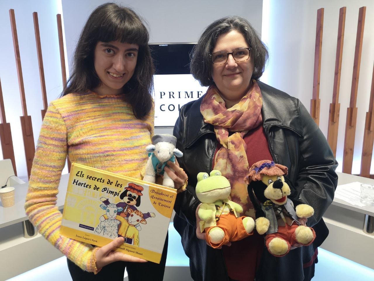 Irene López i Meritxell Algueró, presentant el llibre Els Secrets de les Hortes de Pimpí