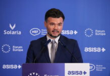 Rufián i el sindicat policial JUPOL “s’alien” en les crítiques contra Puigdemont