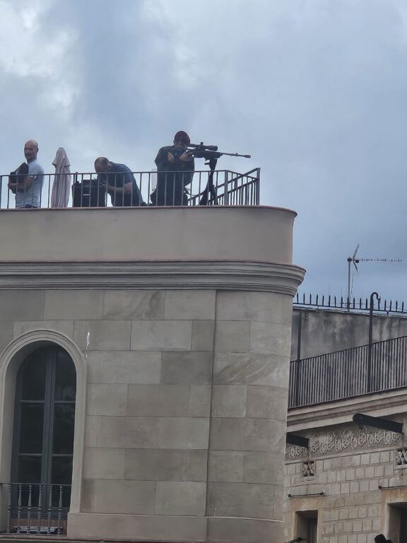 Els mossos contra el seu poble