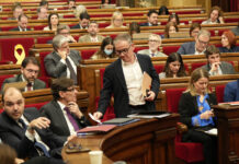 Junts i ERC esclaten contra la “inestabilitat” i “falta de pressupostos” del Govern del PSC
