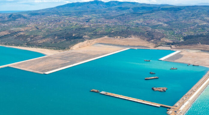 El Marroc tanca el setge sobre Ceuta i Melilla